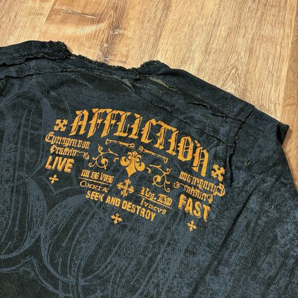 Vintage Affliction Thermal Shirt Reversible Y2K Long Sleeve Camo Black Mens 2XL - Picture 7 of 10